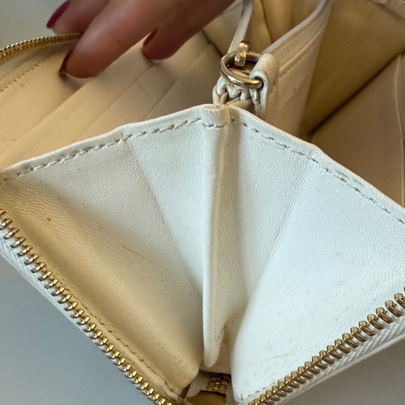 Jimmy Choo Cream Star-Embellished Wallet - Picture 12 of 14